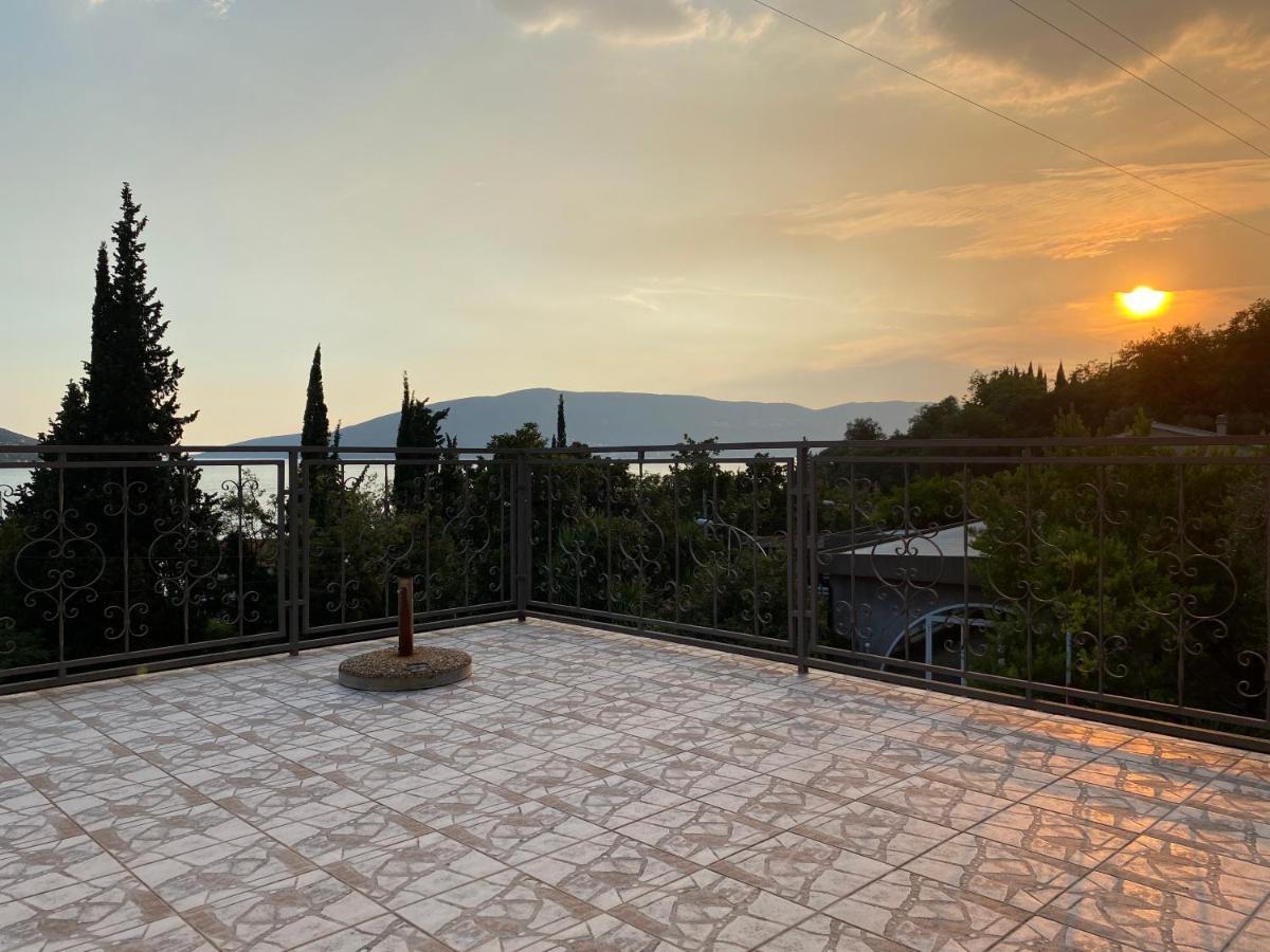 Vila Corovic Kumbor Exterior photo